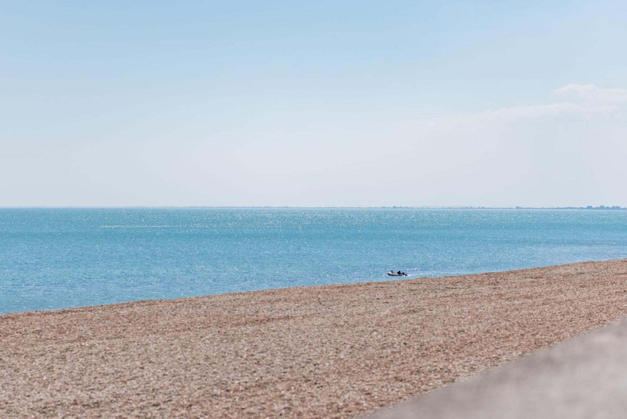 Wave Cottage By Bloom Stays Sandgate Exterior foto